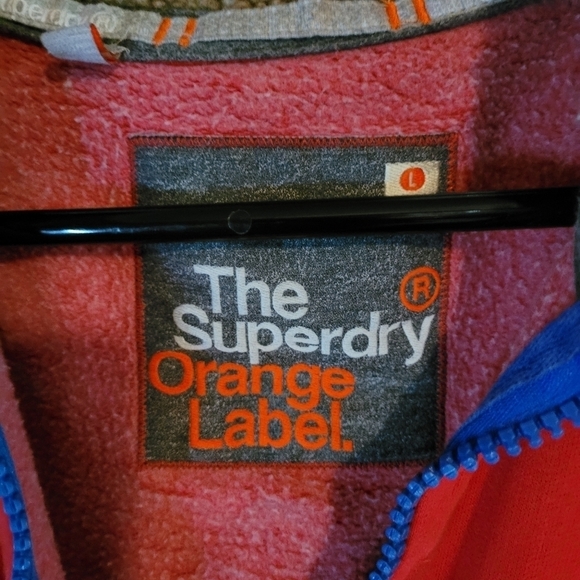 Superdry Red Performance Jacket with Blue Accents - Picture 12 of 15